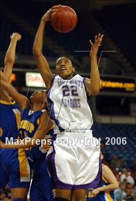 Thumbnail 1 in Bishop Amat vs. Sacramento (CIF State D3 Final) photogallery.