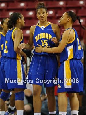 Thumbnail 1 in Bishop Amat vs. Sacramento (CIF State D3 Final) photogallery.