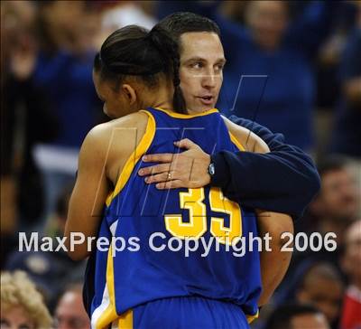 Thumbnail 3 in Bishop Amat vs. Sacramento (CIF State D3 Final) photogallery.