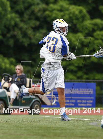 Thumbnail 3 in Bacon Academy vs. Brookfield (CIAC Class S 1st Round) photogallery.