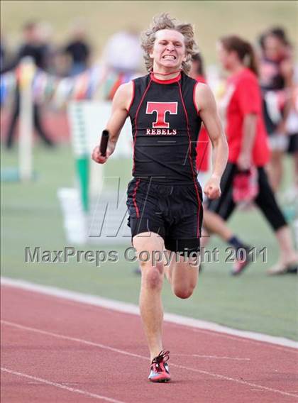 Thumbnail 3 in 2011 Texas Region 1 District 2-5A T&F Championships photogallery.