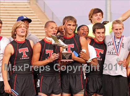 Thumbnail 1 in 2011 Texas Region 1 District 2-5A T&F Championships photogallery.