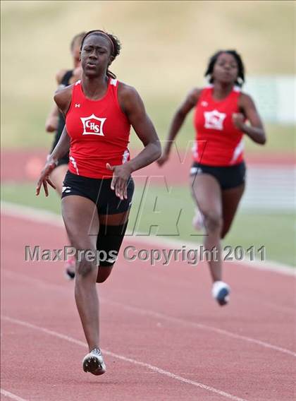 Thumbnail 3 in 2011 Texas Region 1 District 2-5A T&F Championships photogallery.