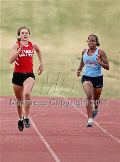 Thumbnail 1 in 2011 Texas Region 1 District 2-5A T&F Championships photogallery.