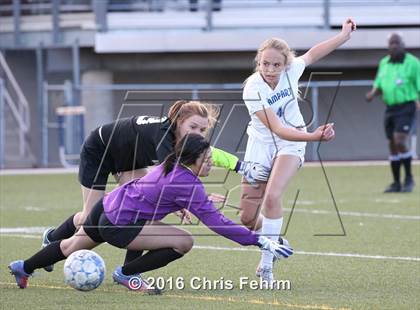 Thumbnail 3 in Green Mountain vs Rampart photogallery.