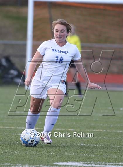 Thumbnail 3 in Green Mountain vs Rampart photogallery.