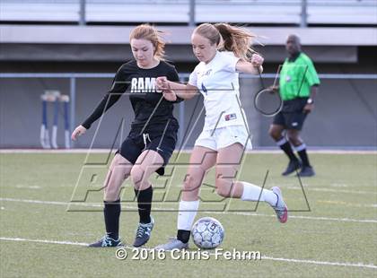 Thumbnail 3 in Green Mountain vs Rampart photogallery.