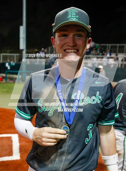 Thumbnail 2 in Monroe vs Eagle Rock (CIF LACS D2 Final) photogallery.