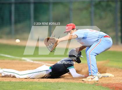 Thumbnail 3 in Monroe vs Eagle Rock (CIF LACS D2 Final) photogallery.