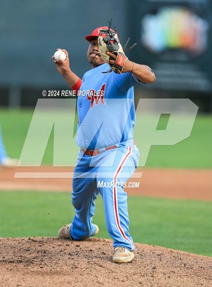 Thumbnail 3 in Monroe vs Eagle Rock (CIF LACS D2 Final) photogallery.