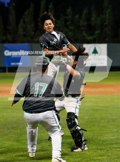 Thumbnail 3 in Monroe vs Eagle Rock (CIF LACS D2 Final) photogallery.