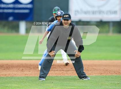 Thumbnail 2 in Monroe vs Eagle Rock (CIF LACS D2 Final) photogallery.
