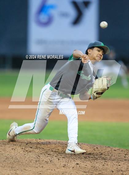 Thumbnail 2 in Monroe vs Eagle Rock (CIF LACS D2 Final) photogallery.