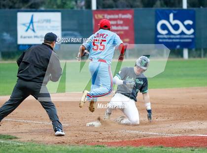 Thumbnail 3 in Monroe vs Eagle Rock (CIF LACS D2 Final) photogallery.