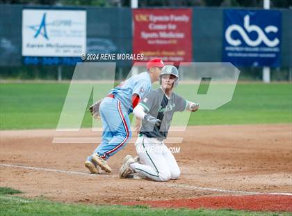 Thumbnail 2 in Monroe vs Eagle Rock (CIF LACS D2 Final) photogallery.