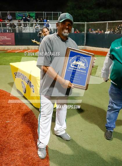 Thumbnail 2 in Monroe vs Eagle Rock (CIF LACS D2 Final) photogallery.