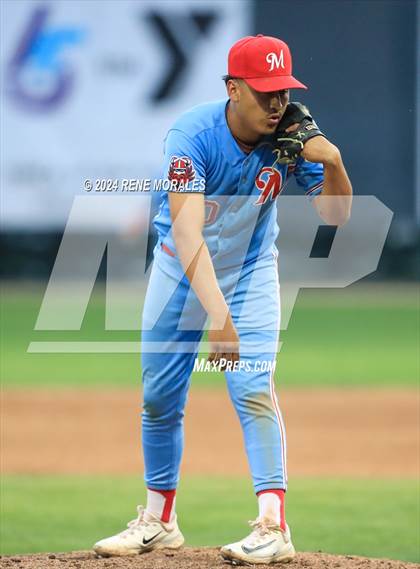 Thumbnail 2 in Monroe vs Eagle Rock (CIF LACS D2 Final) photogallery.