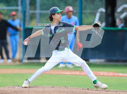 Thumbnail 1 in Monroe vs Eagle Rock (CIF LACS D2 Final) photogallery.