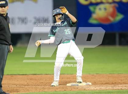Thumbnail 1 in Monroe vs Eagle Rock (CIF LACS D2 Final) photogallery.
