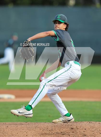 Thumbnail 3 in Monroe vs Eagle Rock (CIF LACS D2 Final) photogallery.