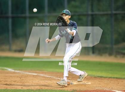 Thumbnail 2 in Monroe vs Eagle Rock (CIF LACS D2 Final) photogallery.