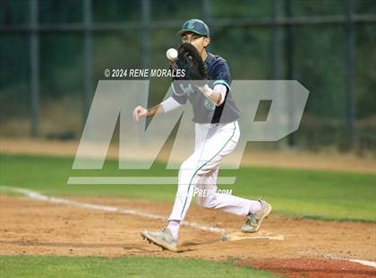Thumbnail 3 in Monroe vs Eagle Rock (CIF LACS D2 Final) photogallery.