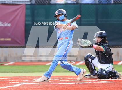 Thumbnail 3 in Monroe vs Eagle Rock (CIF LACS D2 Final) photogallery.
