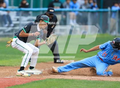 Thumbnail 1 in Monroe vs Eagle Rock (CIF LACS D2 Final) photogallery.