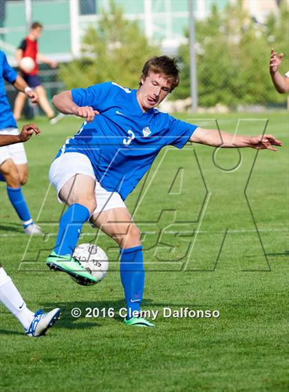 Thumbnail 1 in Poudre @ Columbine photogallery.