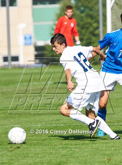 Thumbnail 2 in Poudre @ Columbine photogallery.
