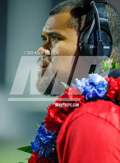 Thumbnail 1 in Ventura vs St. Ignatius College Preparatory (CIF Div 3AA Final) photogallery.