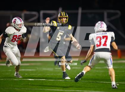 Thumbnail 3 in Ventura vs St. Ignatius College Preparatory (CIF Div 3AA Final) photogallery.