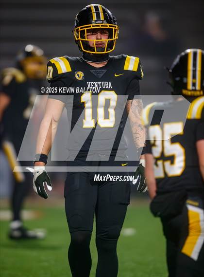 Thumbnail 1 in Ventura vs St. Ignatius College Preparatory (CIF Div 3AA Final) photogallery.