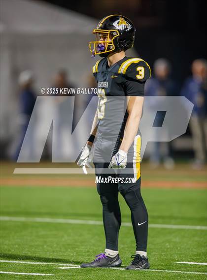 Thumbnail 1 in Ventura vs St. Ignatius College Preparatory (CIF Div 3AA Final) photogallery.