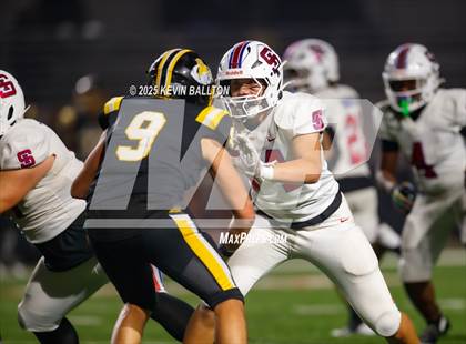 Thumbnail 2 in Ventura vs St. Ignatius College Preparatory (CIF Div 3AA Final) photogallery.