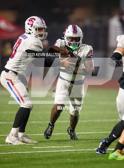 Thumbnail 3 in Ventura vs St. Ignatius College Preparatory (CIF Div 3AA Final) photogallery.