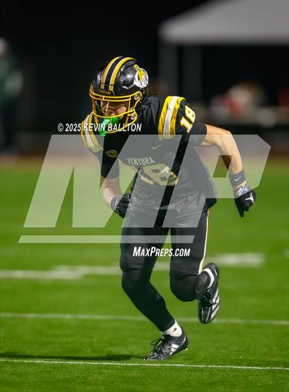 Thumbnail 1 in Ventura vs St. Ignatius College Preparatory (CIF Div 3AA Final) photogallery.