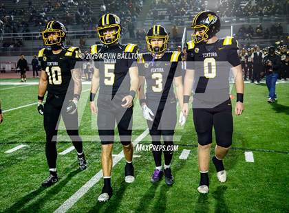 Thumbnail 3 in Ventura vs St. Ignatius College Preparatory (CIF Div 3AA Final) photogallery.