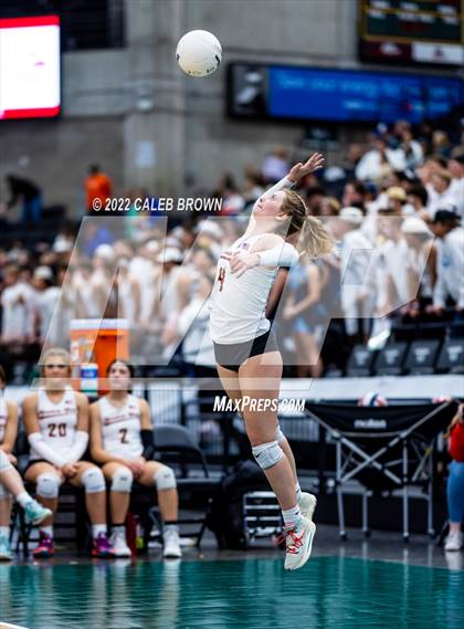 Thumbnail 2 in Mountain View vs. Springville (UHSAA 5A Quarterfinals) photogallery.
