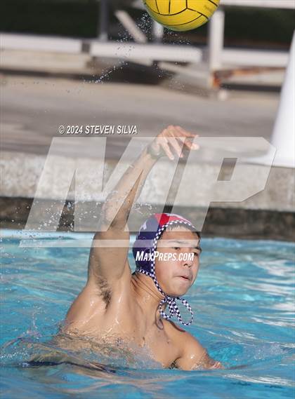 Thumbnail 3 in Lake Oswego vs. Whitney (San Diego Open) photogallery.