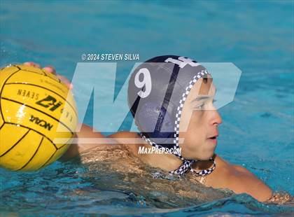 Thumbnail 1 in Lake Oswego vs. Whitney (San Diego Open) photogallery.