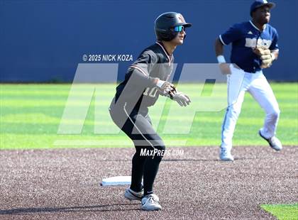 Thumbnail 3 in JSerra Catholic vs. St. John Bosco photogallery.