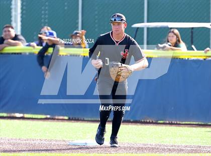 Thumbnail 3 in JSerra Catholic vs. St. John Bosco photogallery.