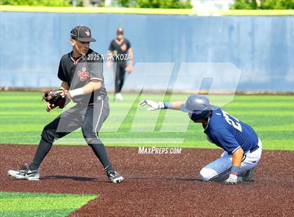 Thumbnail 2 in JSerra Catholic vs. St. John Bosco photogallery.