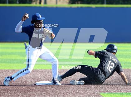 Thumbnail 3 in JSerra Catholic vs. St. John Bosco photogallery.