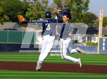 Thumbnail 3 in JSerra Catholic vs. St. John Bosco photogallery.