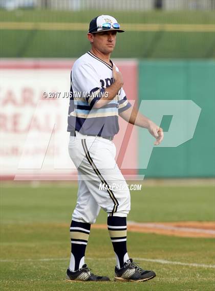 Thumbnail 2 in Pulaski Academy vs. Maumelle photogallery.