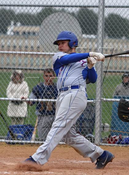 Thumbnail 3 in Shawnee vs Washington Township photogallery.