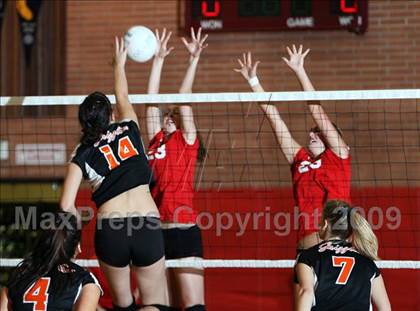 Thumbnail 2 in California @ Carondelet photogallery.