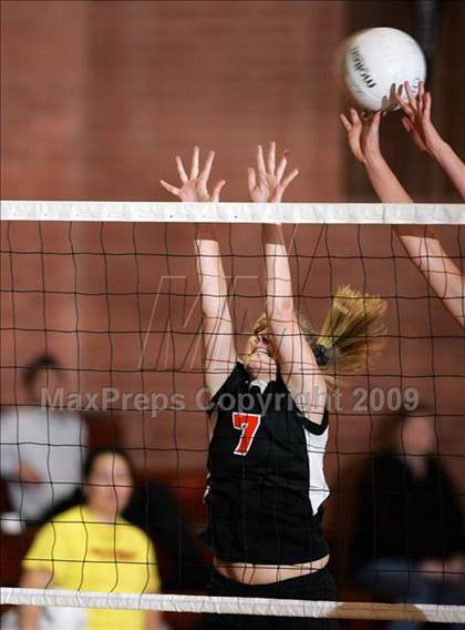 Thumbnail 1 in California @ Carondelet photogallery.